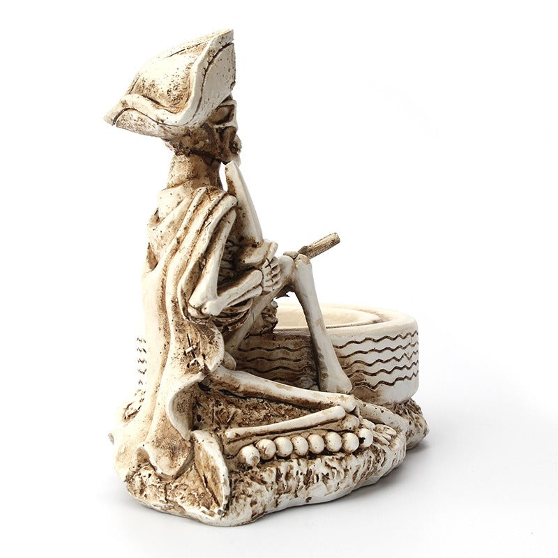 Skeleton Pirates Creative Home Desktop Decoration Retro Home Resin Ashtray